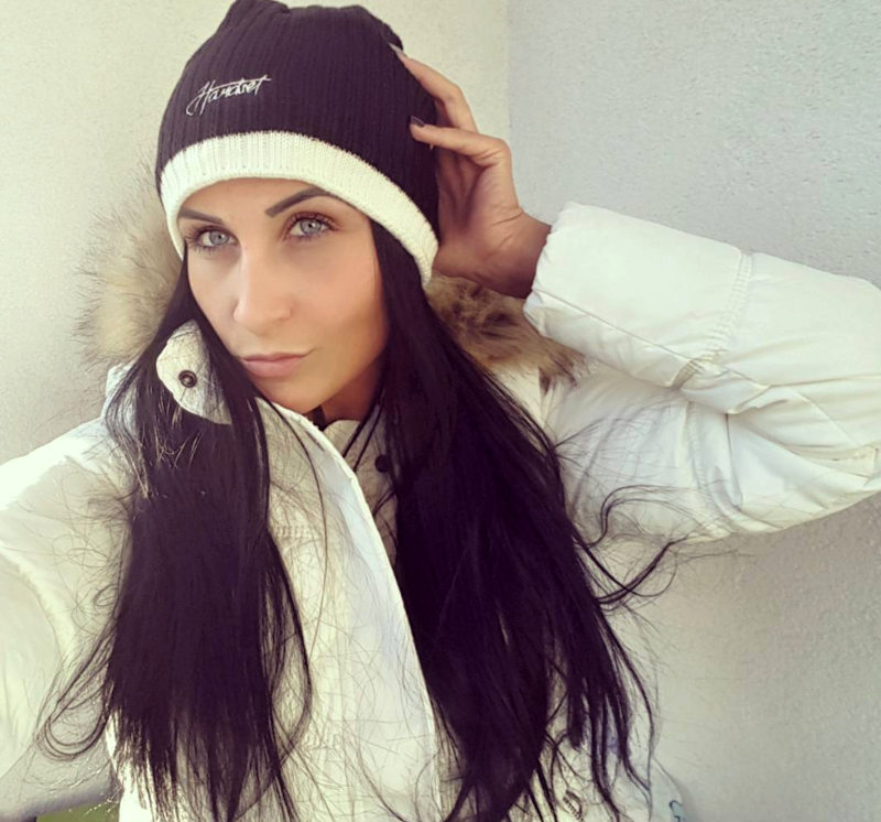 Hardset kulich "Black/White-D"-7240